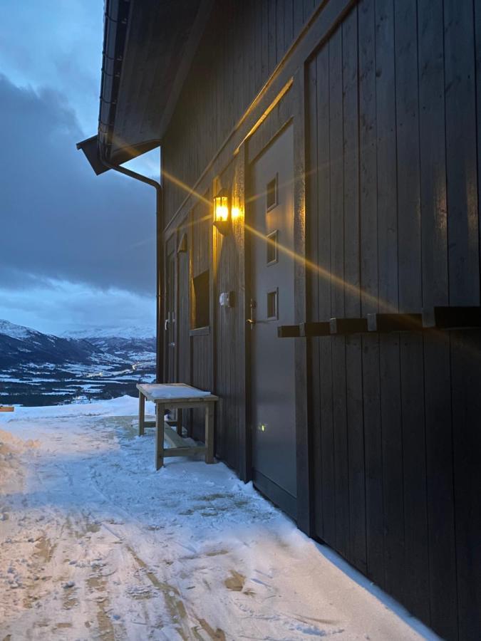 Vangslia, Oppdal. Lekker Leilighet Med Ski Inn/Ski Ut Exterior photo